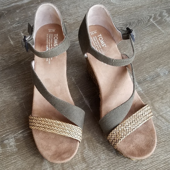 toms clarissa wedge